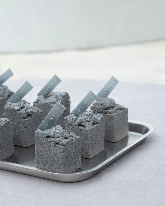 Grey canapés with Phantom picks