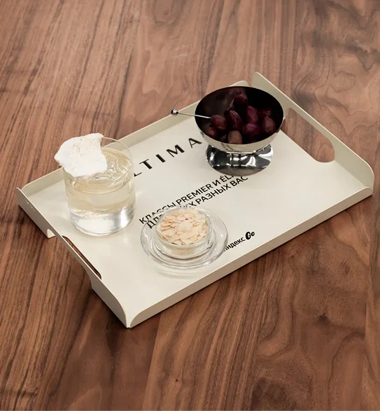 White Ultima tray with snacks